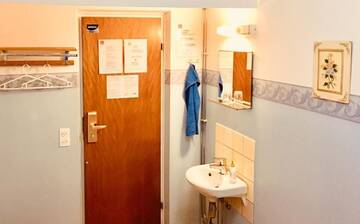 Фото номера Одноместный номер с общей ванной комнатой Хостелы Hostel Matkakoti Patria г. Лахти 19