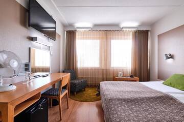 Фото номера Номер с кроватью размера «queen-size» Отель GreenStar Hotel Lahti г. Лахти 3