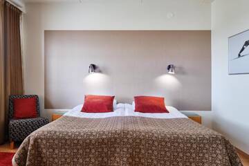 Фото номера Полулюкс с сауной Отель GreenStar Hotel Lahti г. Лахти 6
