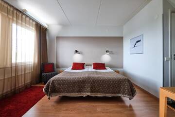 Фото номера Полулюкс с сауной Отель GreenStar Hotel Lahti г. Лахти 2